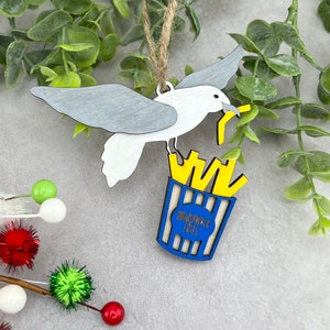 Seagull with Fries Ornament, Seagull Ornament, Beach Ornament