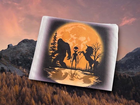 Sasquatch Bigfoot Alien Unicorn Microfiber Towel- Yeti Car Cloth Kitchen Bar Rag Mythical Beasts Cryptid Hunter Birthday gag Gift for Him