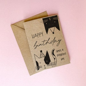 Carte kraft d'anniversaire de chat mignon