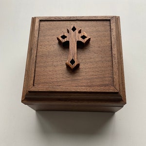 Rosary box in walnut personalized