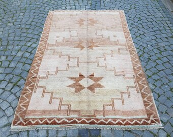 Alfombra turca marrón pastel 4.8x7.4 pies Alfombra nómada Alfombra turca Alfombra de lana Alfombra de Anatolia Alfombra anudada a mano Alfombra vintage Alfombra Oushak Alfombras turcas