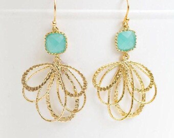 Aqua Blue Earrings in Gold. Aqua Blue Dangle Earrings. Beach Wedding. Bridesmaid Gift. Mother's Day Gift. Gift for Her. Wedding Gift