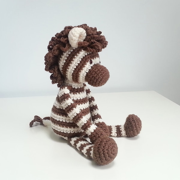 Doudou zèbre au crochet | peluche zèbre | cadeau de naissance bébé fille et garçon | amigurumi zèbre vintage | crochet écologique