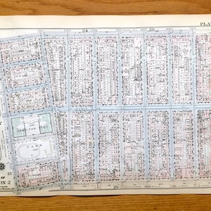 Antike Manhattan, New York Karte aus Bromleys 1925 Manhattan Land Book – Lower East Side, East Village, Alphabet City, East River Park NYC