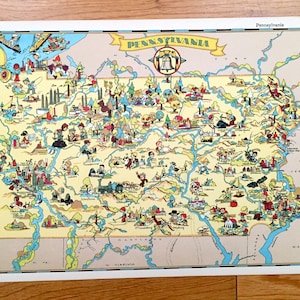 Mapa antiguo del estado de Pensilvania de 1938 de Our Gay Geography de Ruth Taylor: Filadelfia, Pittsburgh, Harrisburg, State College, Poconos, Pensilvania