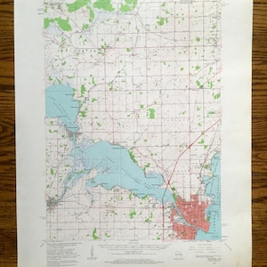 Antique Oshkosh, Wisconsin 1961 US Geological Survey Topographic Map – Winnebago County, Lake Winneconne, Omro, Butte Des Mortes, Larsen, WI