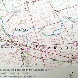 Op de afbeelding: Een vintage kaart van Paradise, Pennsylvania, die de locatie van Leaman Place, Strasburg Run en Millrace Creek laat zien. De kaart bevat ook de tekst "Mapped, edited, and published by the Geological Survey".