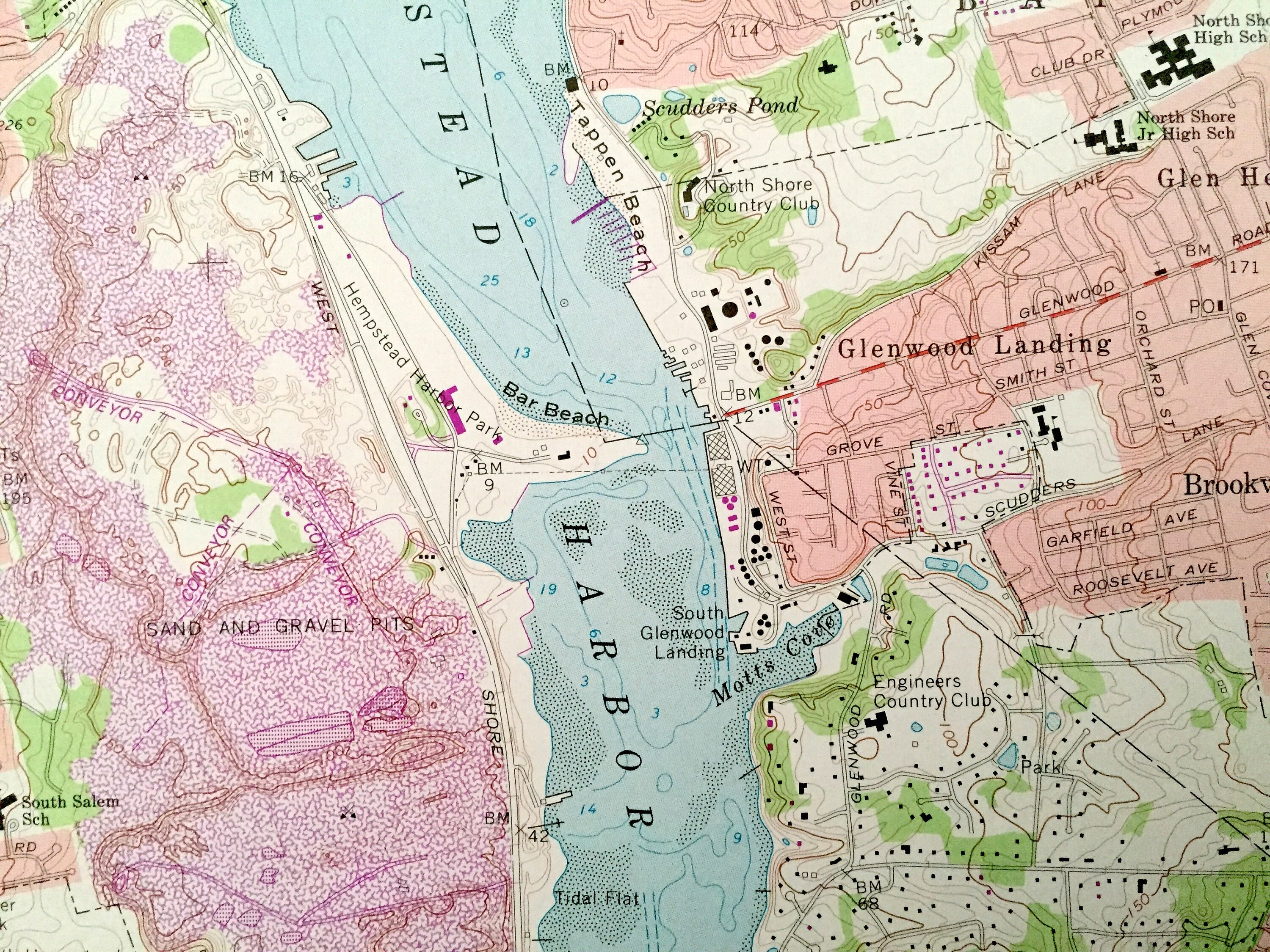 Antique Sea Cliff, New York 1968 US Geological Survey