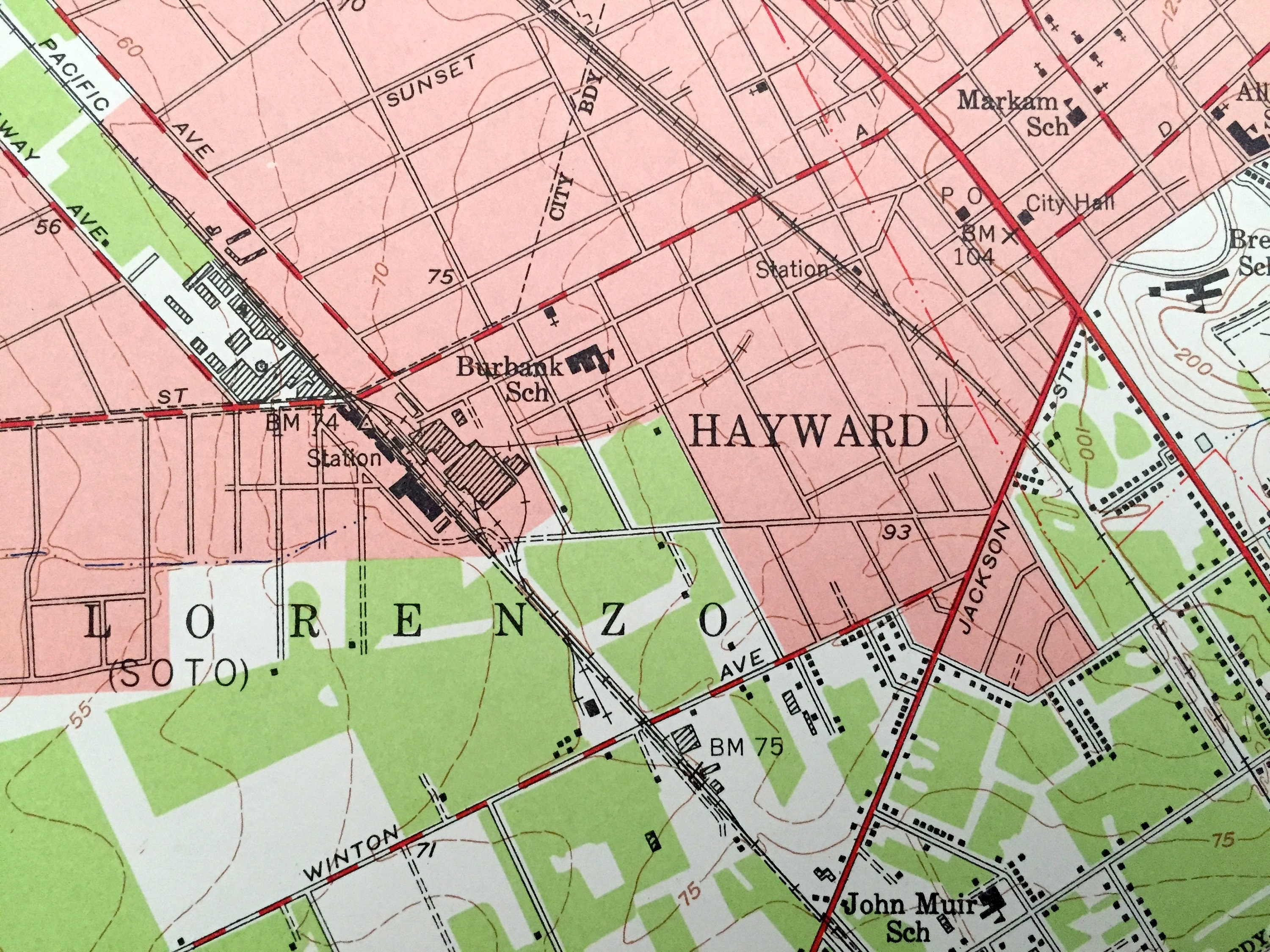 Vintage map of Hayward, CA.
