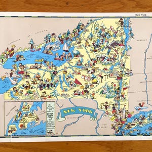 Antica mappa dello stato di New York del 1938 tratta da Our Gay Geography di Ruth Taylor – Manhattan, Adirondacks, Catskills, Finger Lakes, Long Island, NY NYC