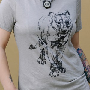 LIONESS T-SHIRT, women&#39;s t-shirt, Fauna Shirts, Slim Feminine Fit