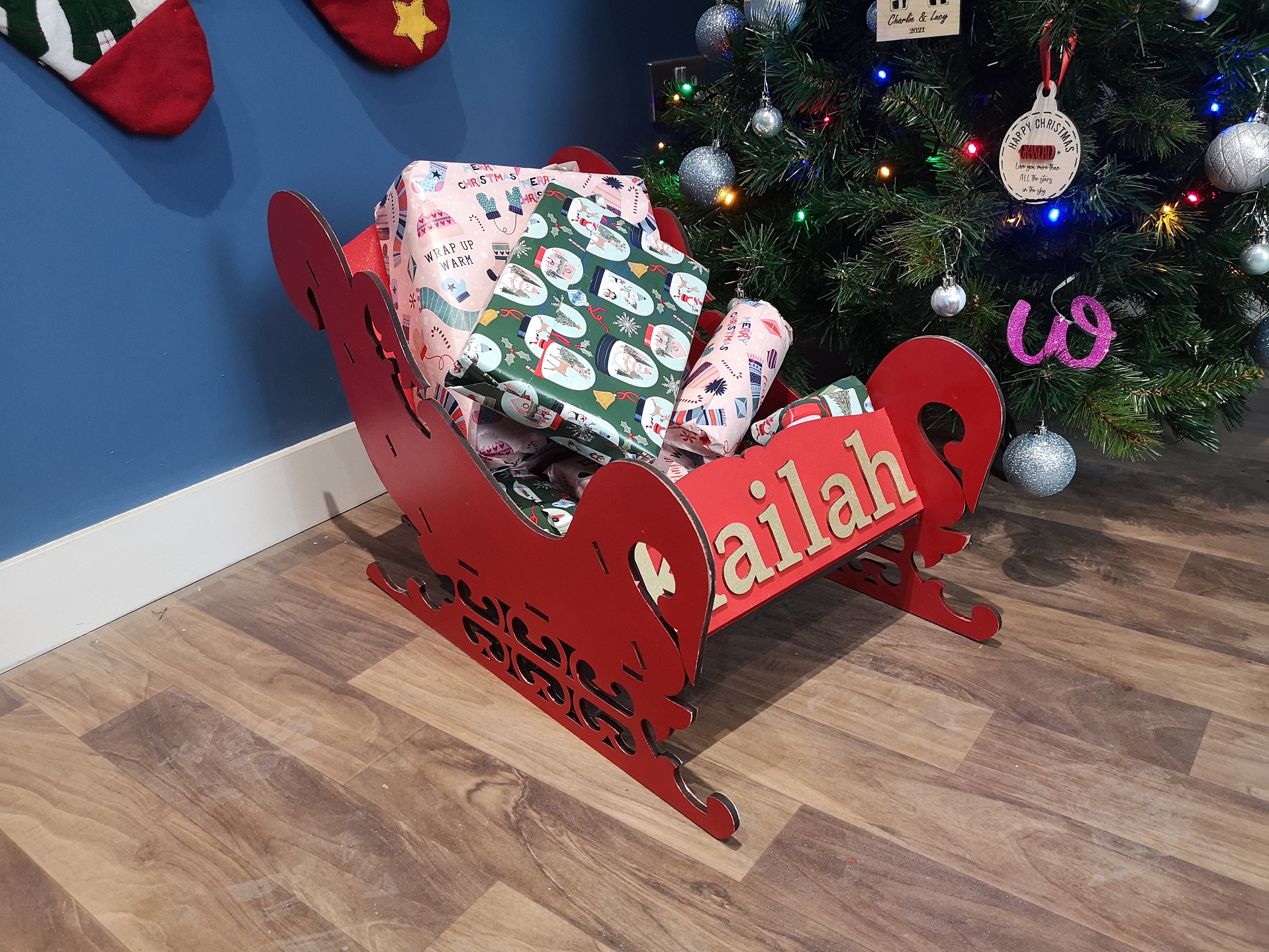 Decorative christmas sleigh discount