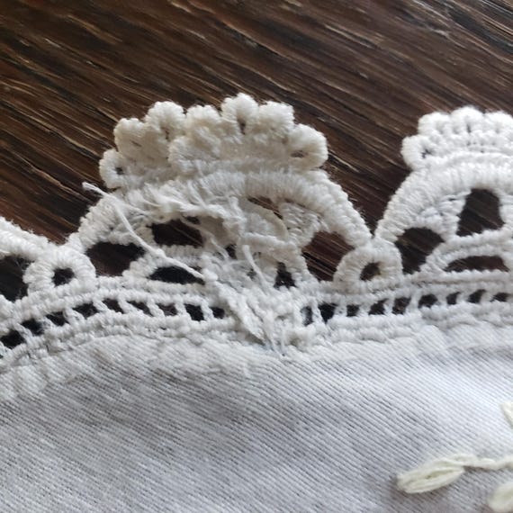 ヴィンテージコットン＆レースのドイリー、刺繍入りドイリー3枚セット