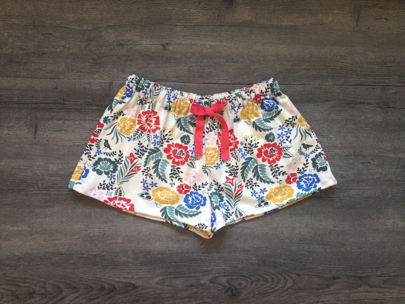 Lttedeng Womens Fashion Summer Beautiful and Colorful The Flowers Beach Shorts Casual Short Pants