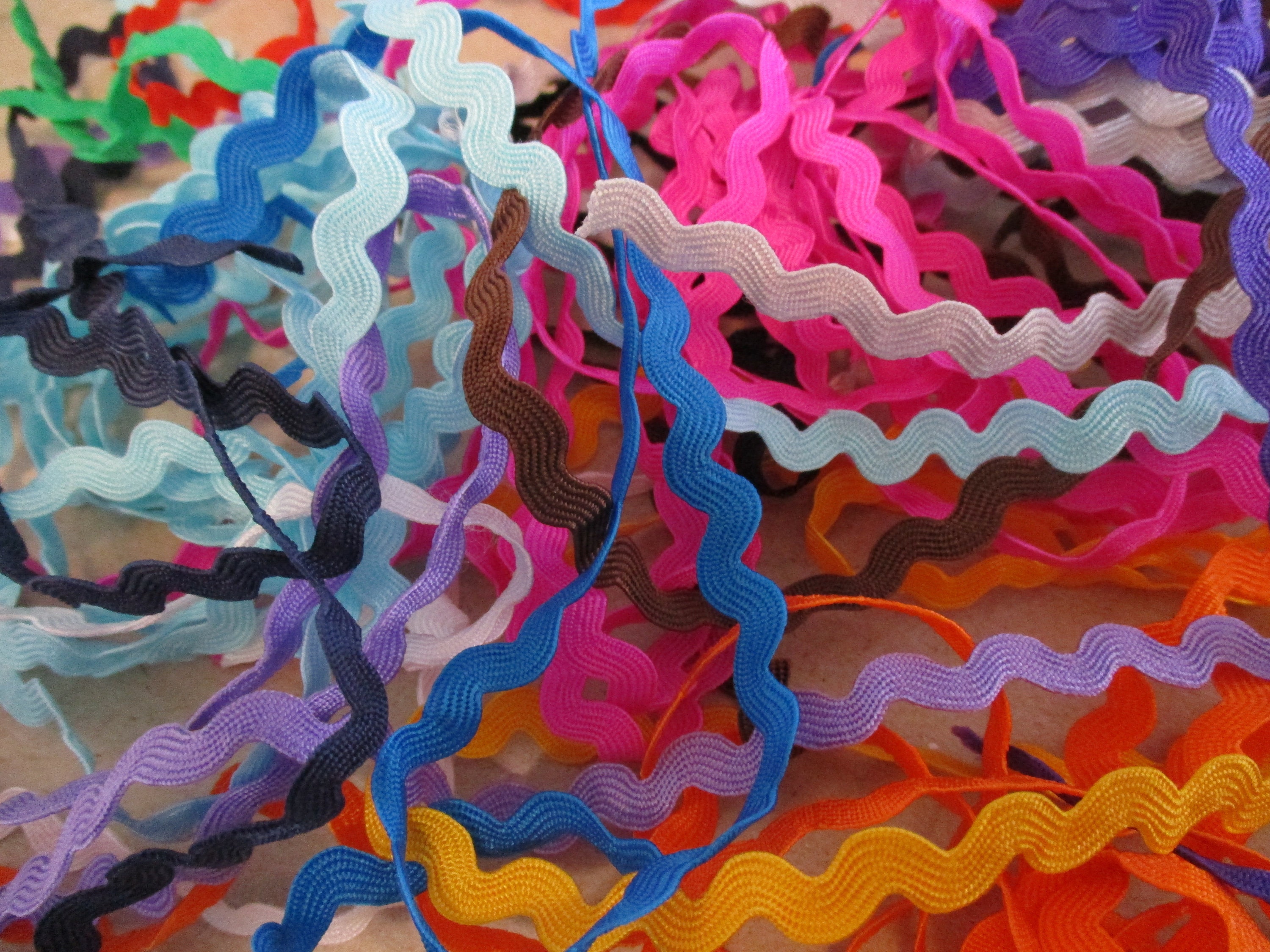 30 Yards Ric Rac Trim Ribbon 2 Each of 15 Colors Grosgrain Etsy
