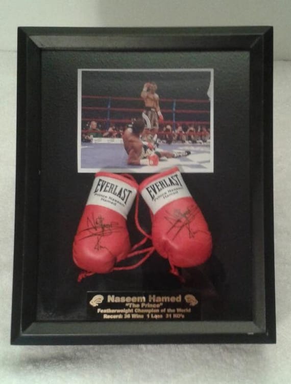 Autographed Mini Boxing Gloves Prince Naseem Hamed 