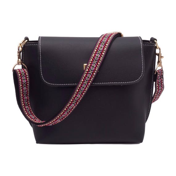 Tas riem schouderband multi gekleurd voor tassen handtassen gekleurde schouderriem met etnische patronen en module haak zwart verstelbaar Tas riem schouderband multi gekleurd voor tassen handtassen gekleurde schouderriem met etnische patronen en module haak zwart verstelbaar