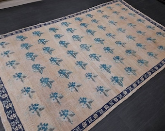 Muted OUSHAK RUG 5.5 x 9.2 Muted Vintage Rug Fun Oriental Rug Distressed Wool Oushak Rug Hand Made Rugs Vintage Turkish Rug 6x9 Persian rug