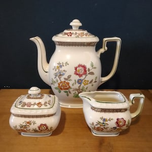 Villeroy and Boch V&B NANKING coffee pot sugar bowl milk jug 1500ml stoneware ceramic white with floral decoration hand-painted