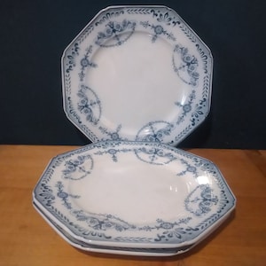 VILLEROY and BOCH V&B 3x antique flat plates design EMPIRE around 1920 approx. 24.5 cm diameter dinner plate underplate ceramic white blue pattern