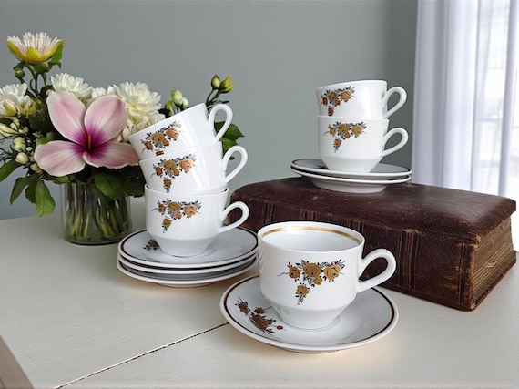 Vintage Graf von Henneberg Ilmenau Mokka Tassen Set – 6 Porzellantassen mit Goldblumen aus Thüringen