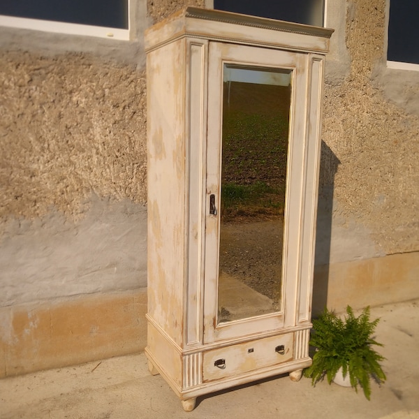 Armoire ancienne en armoire shabby chic avec miroir Armoire de campagne en blanc avec tiroir