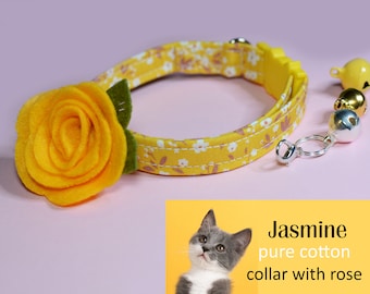 Halsband för husdjur 'Jasmine' med ros: Gult vårblommigt katt- och kattungehalsband med klocka och hundhalsband