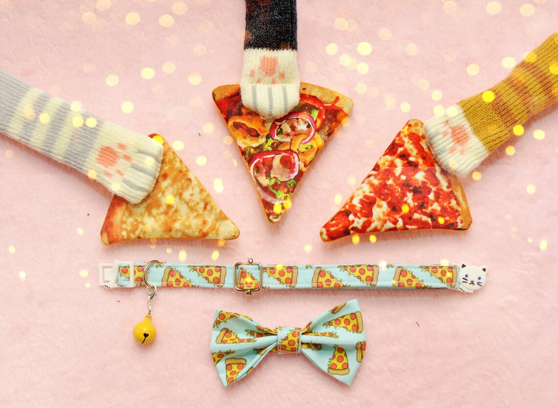 Pizza Gift Set Cat Collar catnip Toy cat Bow socks / Etsy UK