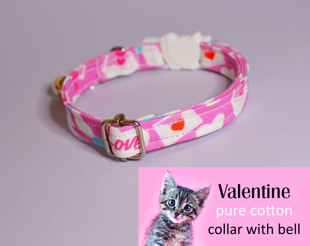Pink Cat Collar Love breakaway / Pink Hearts, Love Collar, Cotton
