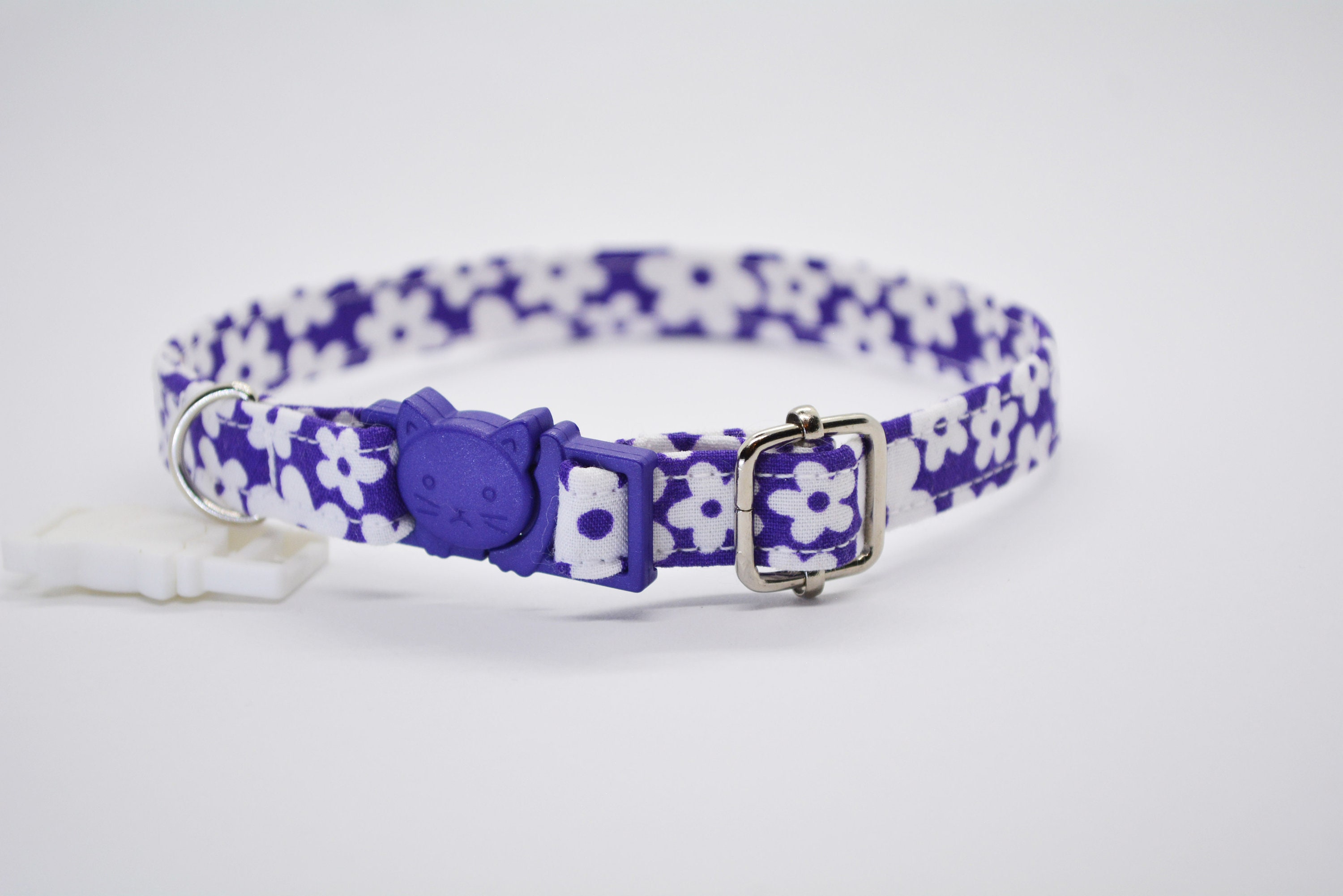 Daisies purple cat collar, kitten collar, breakaway cat collar, non