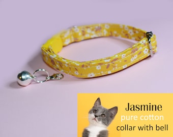 Husdjurshalsband 'Jasmine' / gult vårblommigt katthalsband med klocka, kattungehalsband, hundhalsband med klocka, handgjort / CRAFTS4CATS