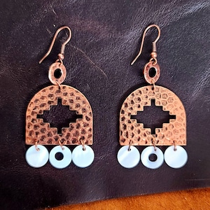 Copper Dangle Earrings, Hammered Earrings, Shell Discs, Southwestern Earrings, Rustic Jewelry, Hypoallergenic, Western Earrings