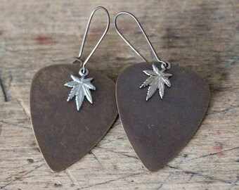 Plektrum Boucles d’oreilles /CANABIS/