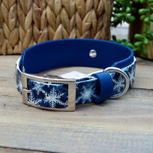 RTS: 13-16 INCH Snowflakes and Deep Sea Blue Printed Double Layer Biothane Dog Collar