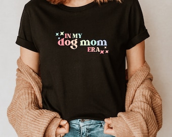 En My Dog Mom Era Crewneck Camiseta / Camiseta amante de los perros, regalo para mamá perro, regalo de Navidad, camisa de mamá perro, camiseta amante de los perros, amante del café