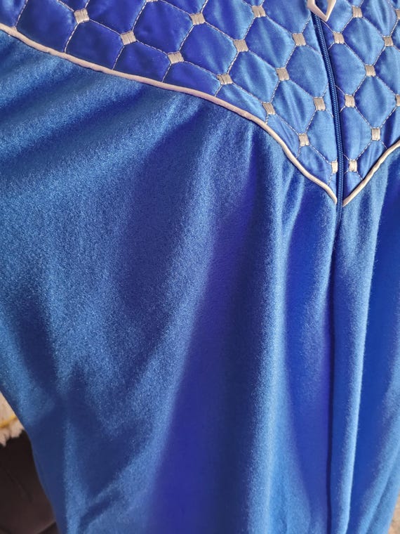 Vintage blue 70s housedress by Castle Harbor, dia… - image 5