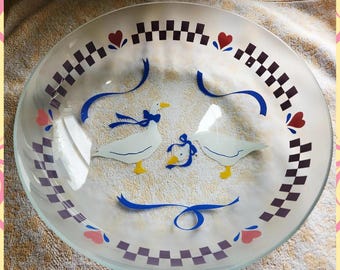 Vintage Libbey Country Geese serving bowl, from the 90s, bows and hearts