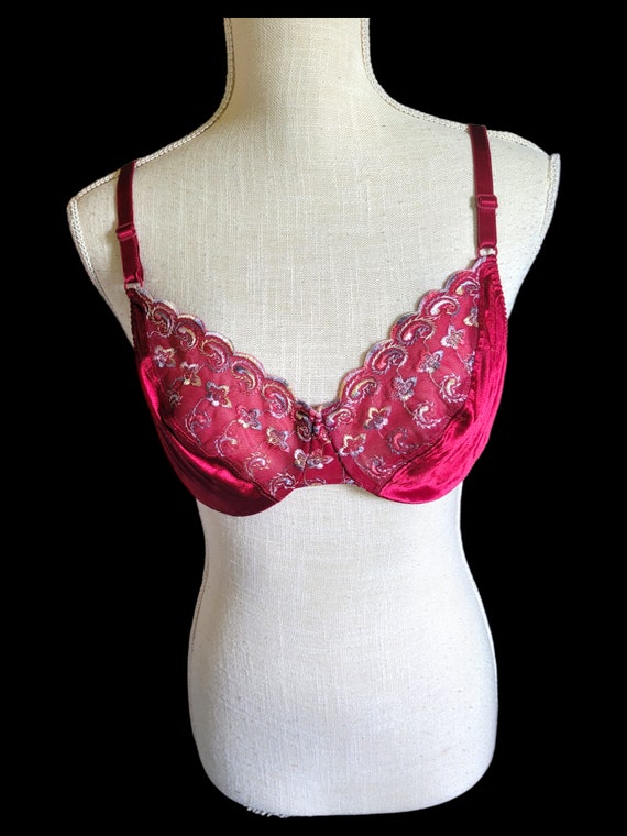 Vintage gold label Victoria's Secret unlined bra, 38C, maroon and lace  color, lingerie