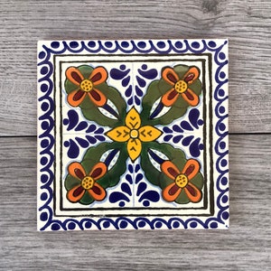 6" blauwe, witte en groene "Cácerez" Mexicaanse tegelonderzetter