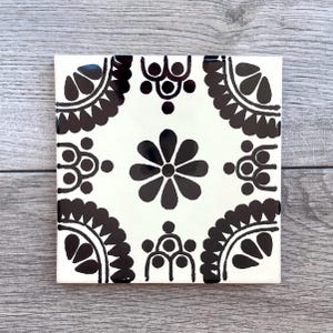 6&quot; Black &quot;Ramos&quot; Mexican Talavera Tile Trivet