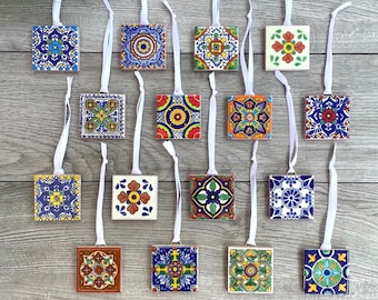 Set mit 16 Stück mexikanischen Ornamenten