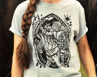 Spear Maiden Block Printed Shirt - Gildan Heather Gray - Renaissance - Medieval - Folk Art Apparel - Rustic T-shirt - Knightcore