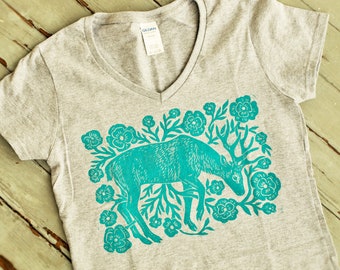 DeerFlower Gray Block Printed T-shirt - Handprinted Shirt - Folk Art - Bohemian - Folklore - Nature Lover Gift