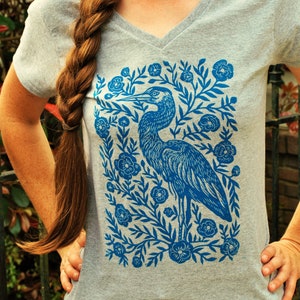 Women's V-neck Heron Blossom T-shirt - Block Printed - Bohemian - Southern Apparel - South Carolina - Folk Art - Gray Heather Shirt