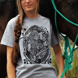Shieldmaiden Gray Block Printed T-shirt Viking Shirt Celtic Gaelic Nordic Warrior Horse Medieval Renaissance Shirt Lady Knight image 3