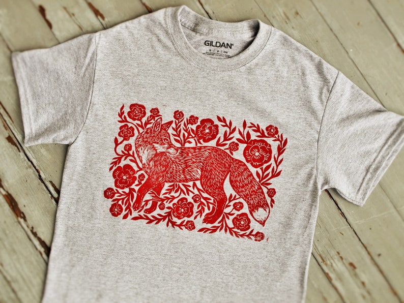 Red 'FoxFlower' Block-Printed Gray T-shirt - Linocut Print - Folksy Apparel - Bohemian - Woodland - Folk Art - Made to Order 