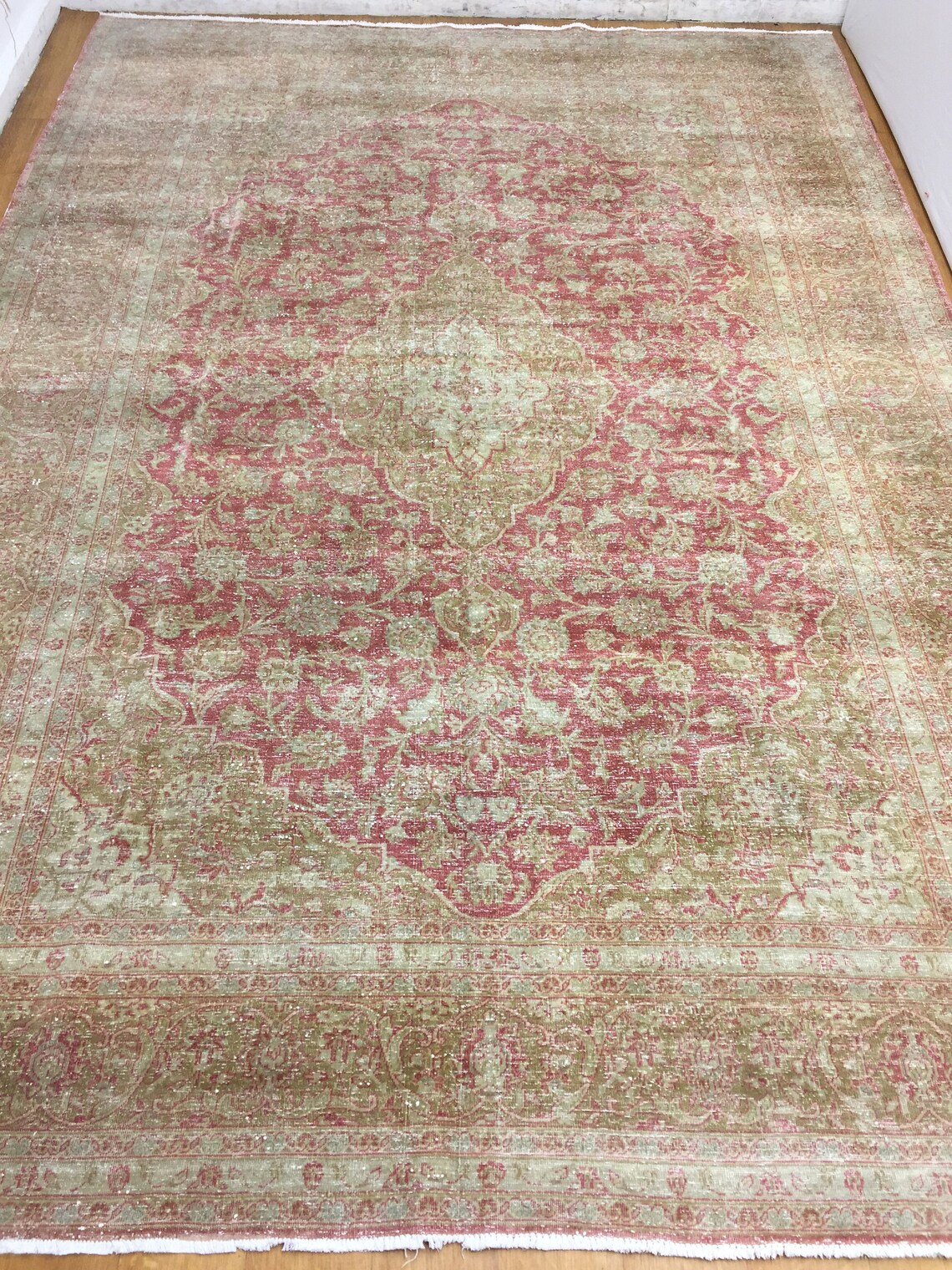 Pink rug oversize vintage rug old pink rug vintage carpet area Etsy