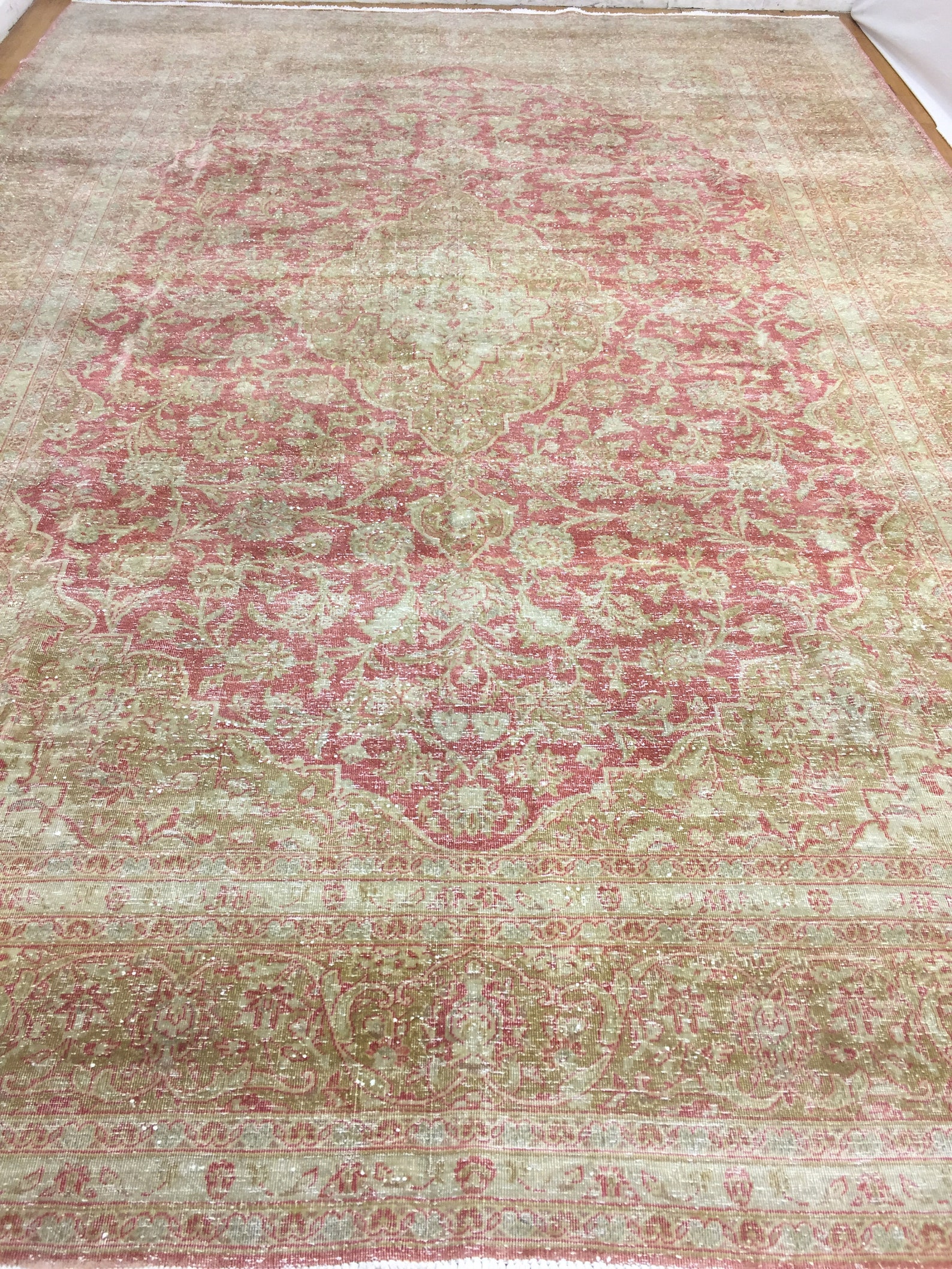 Pink rug oversize vintage rug old pink rug vintage carpet area Etsy