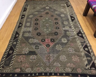 turkish kilim ,,6x10 feet ,vintage kilim ,area kilim ,designer kilim ,decorative kilim ,furniture kilim ,hand woven kilim ,bohemian kilim