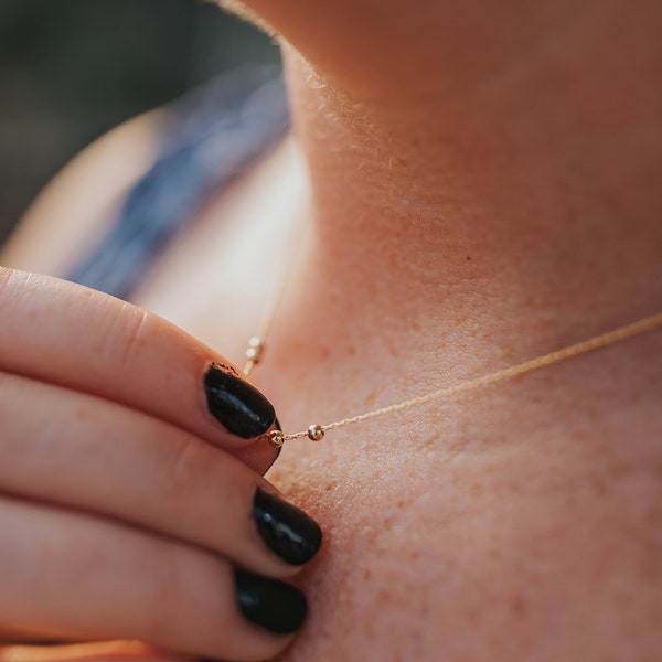 Fidget Necklace/ Gold Necklace/ Silver Necklace/ Gold Bead Necklace/ Layering Necklace/ Fidget Jewelry/ Anxiety Necklace/ Playful Necklace